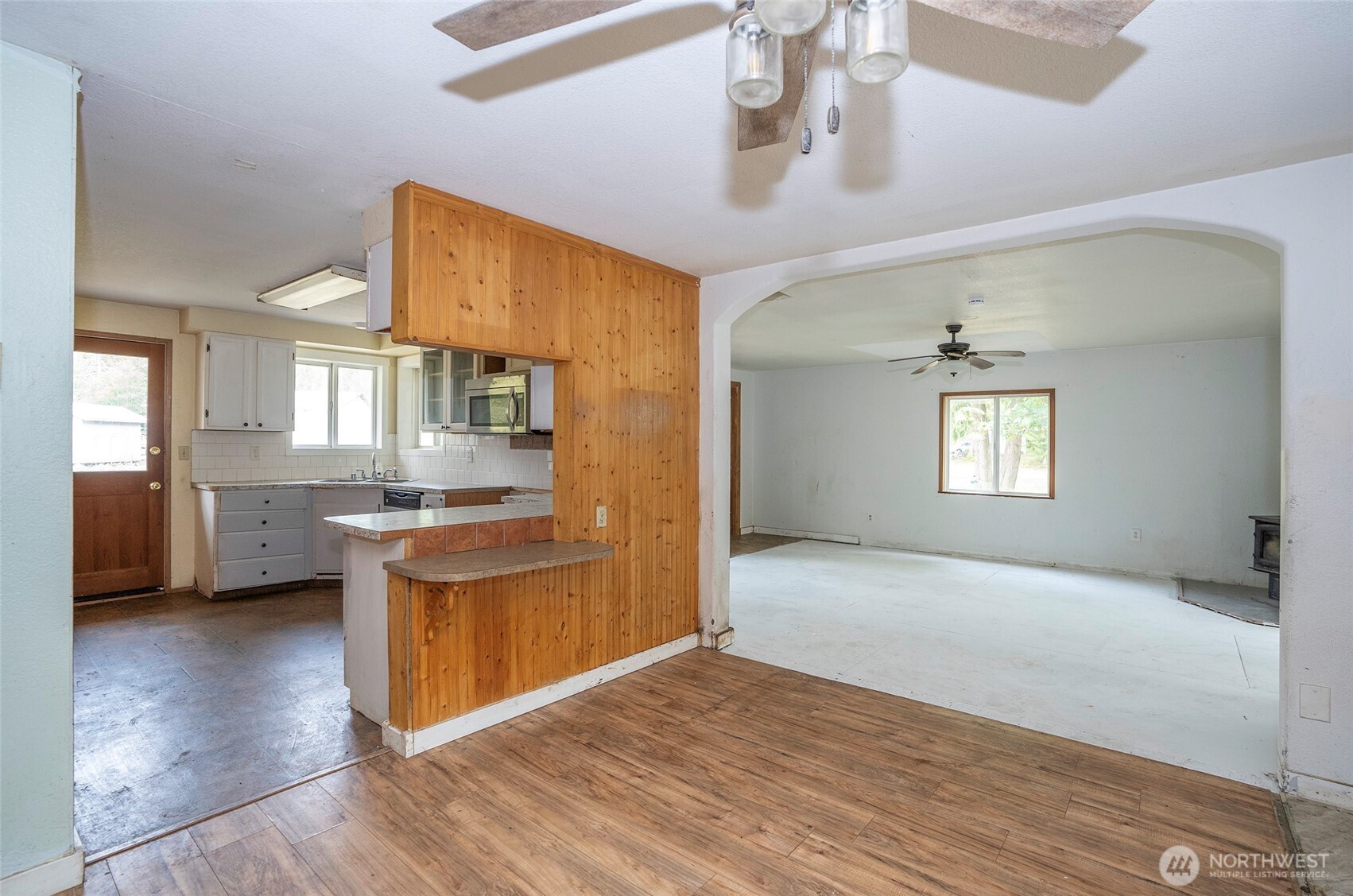 11 E Mox Chehalis Road