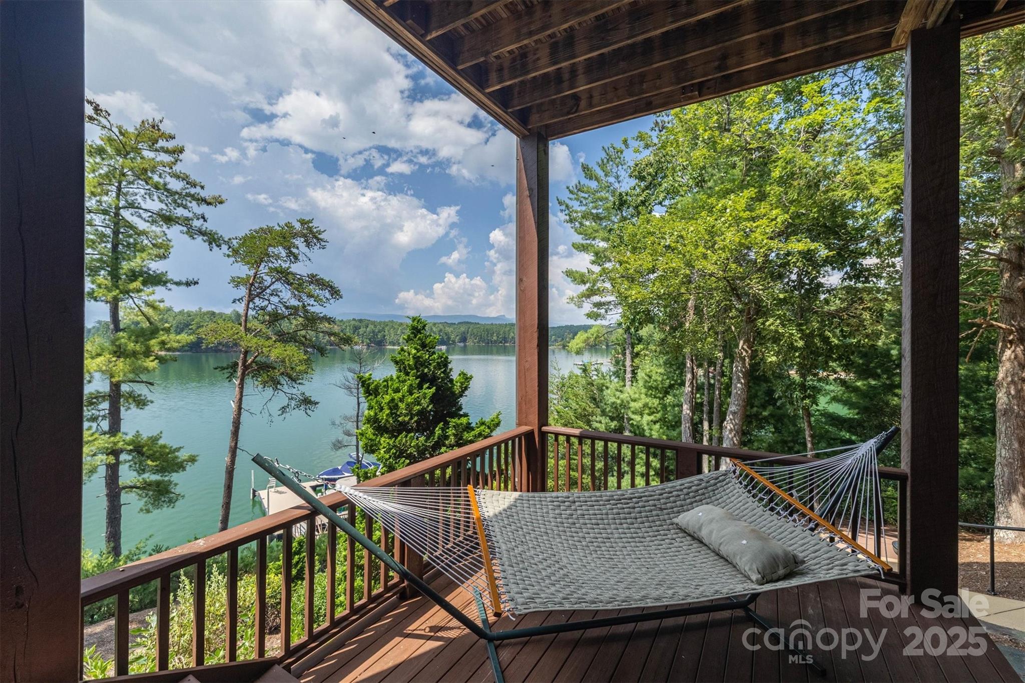 5140 Beech Bluff Drive