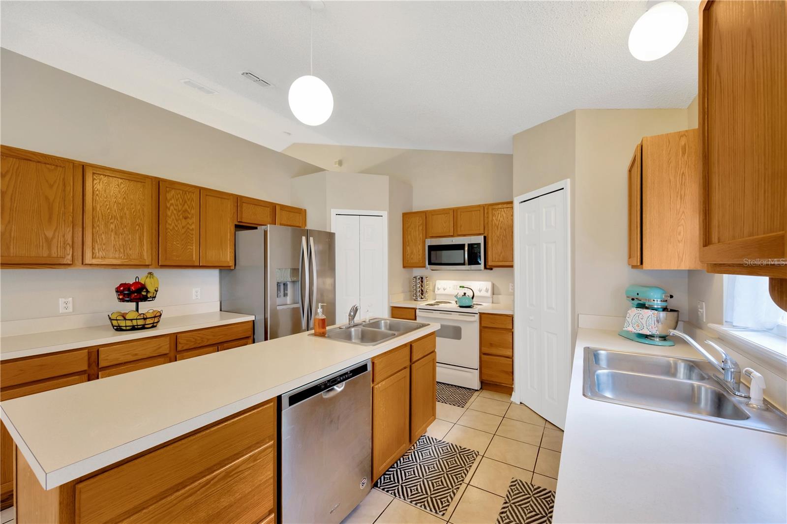 3826 Sleepy Hill Oaks Loop