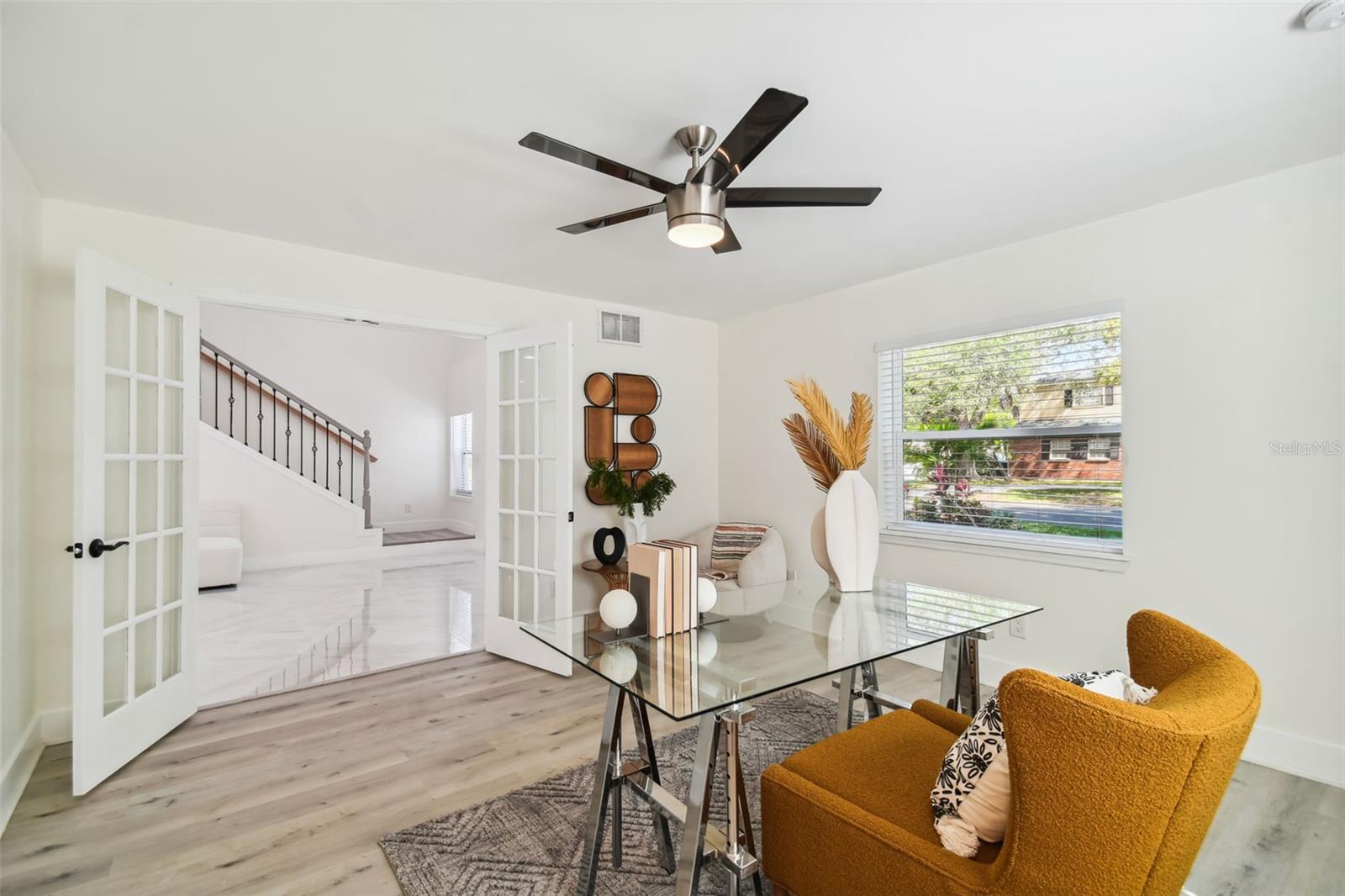 4910 W San Miguel Street