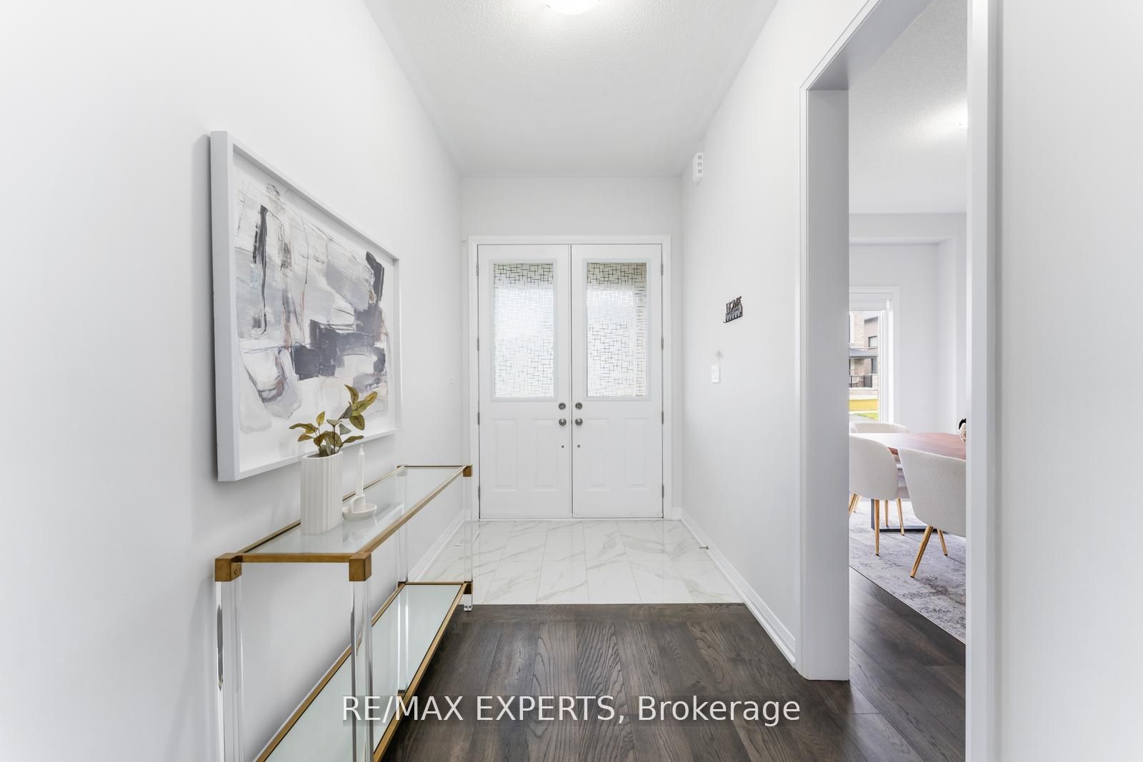 1583 Stovell Cres