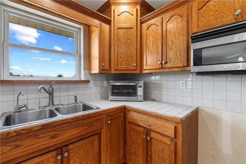26060 E B Highway
