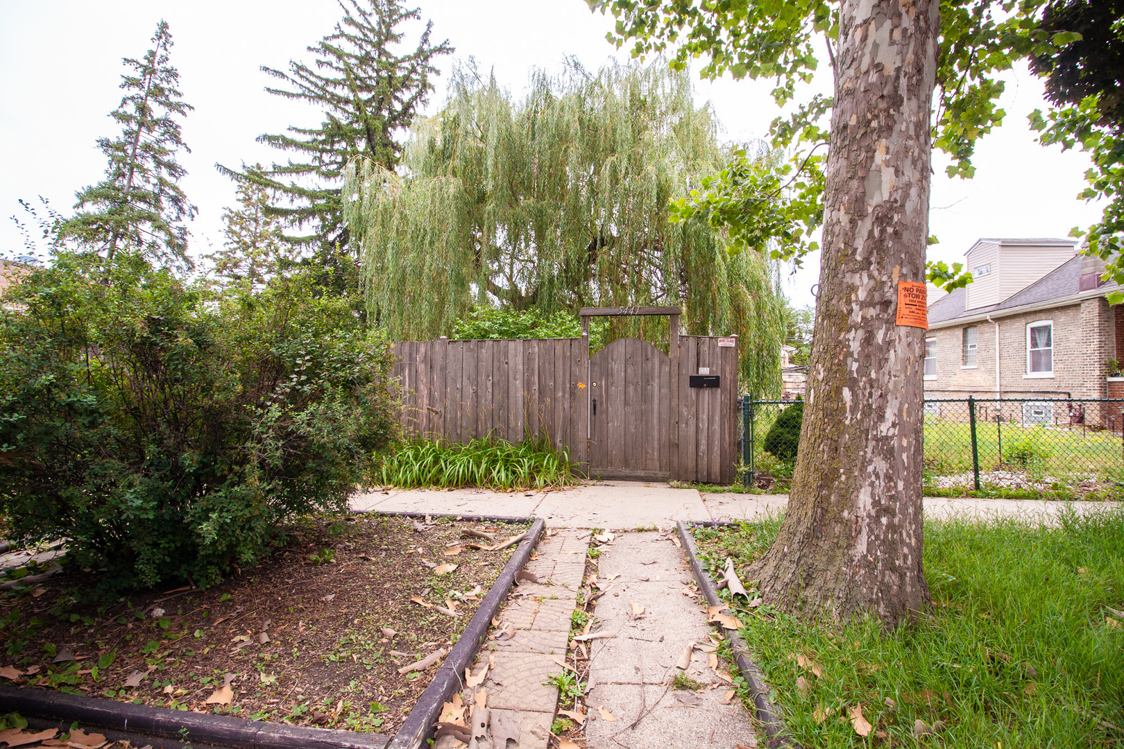 Heart of Jefferson Park! Home is located on a 50 foot wide, park like lot. Solid home with good size rooms, original woodwork and hardwood floors. Semi finished basement. There is a 1 car, extra long garage. Walking distance to Metra and Marianos. Forest Glen Woods with bike/walking paths. 90/94 near by, in addition to Elston and Milwaukee Avenues as an alternative.