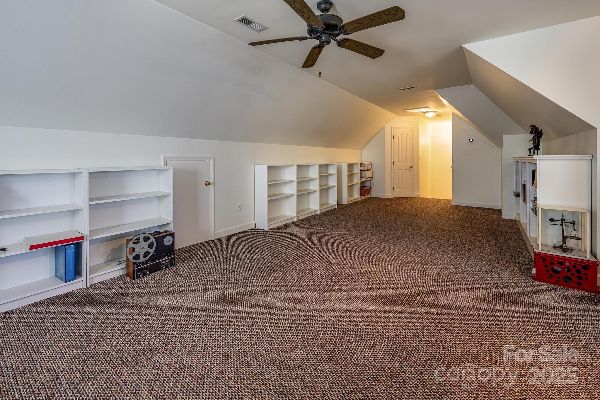 7843 Nine Iron Court