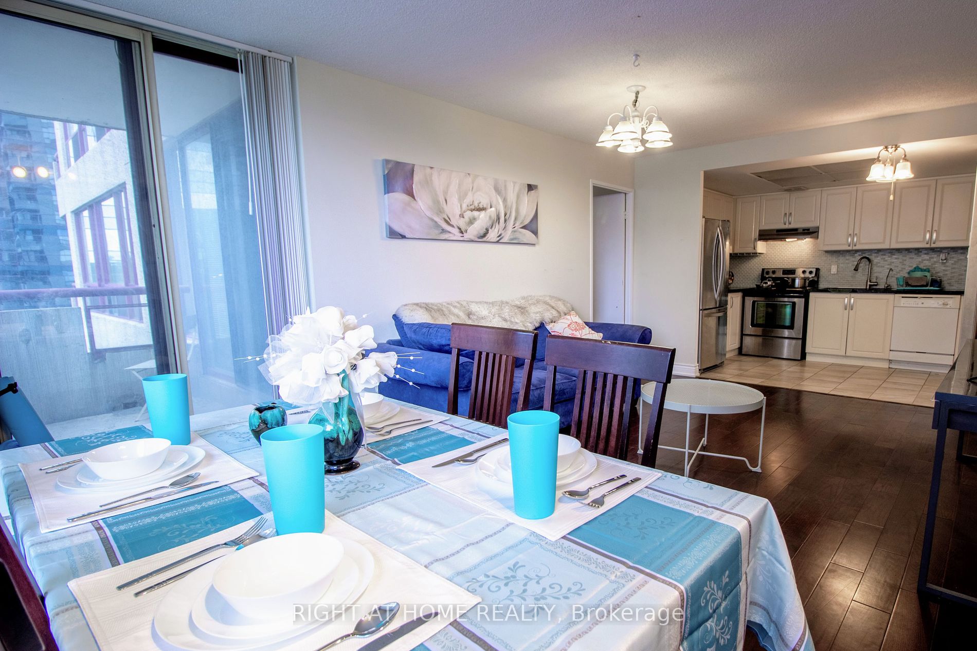 5785 Yonge St 505