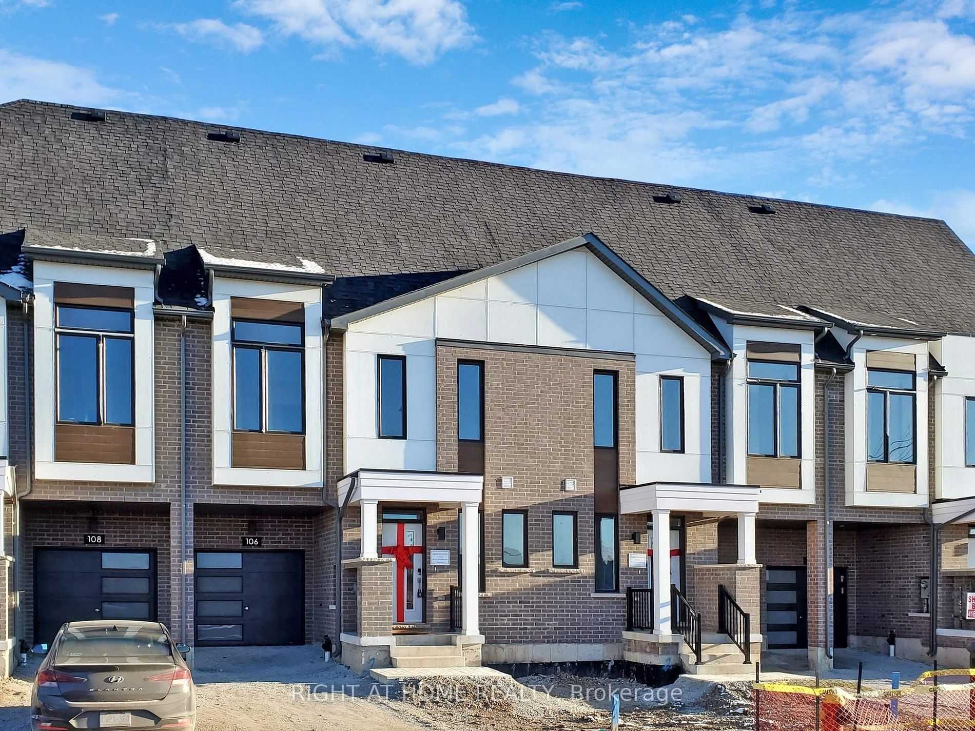 106 E Settlers Road Rd