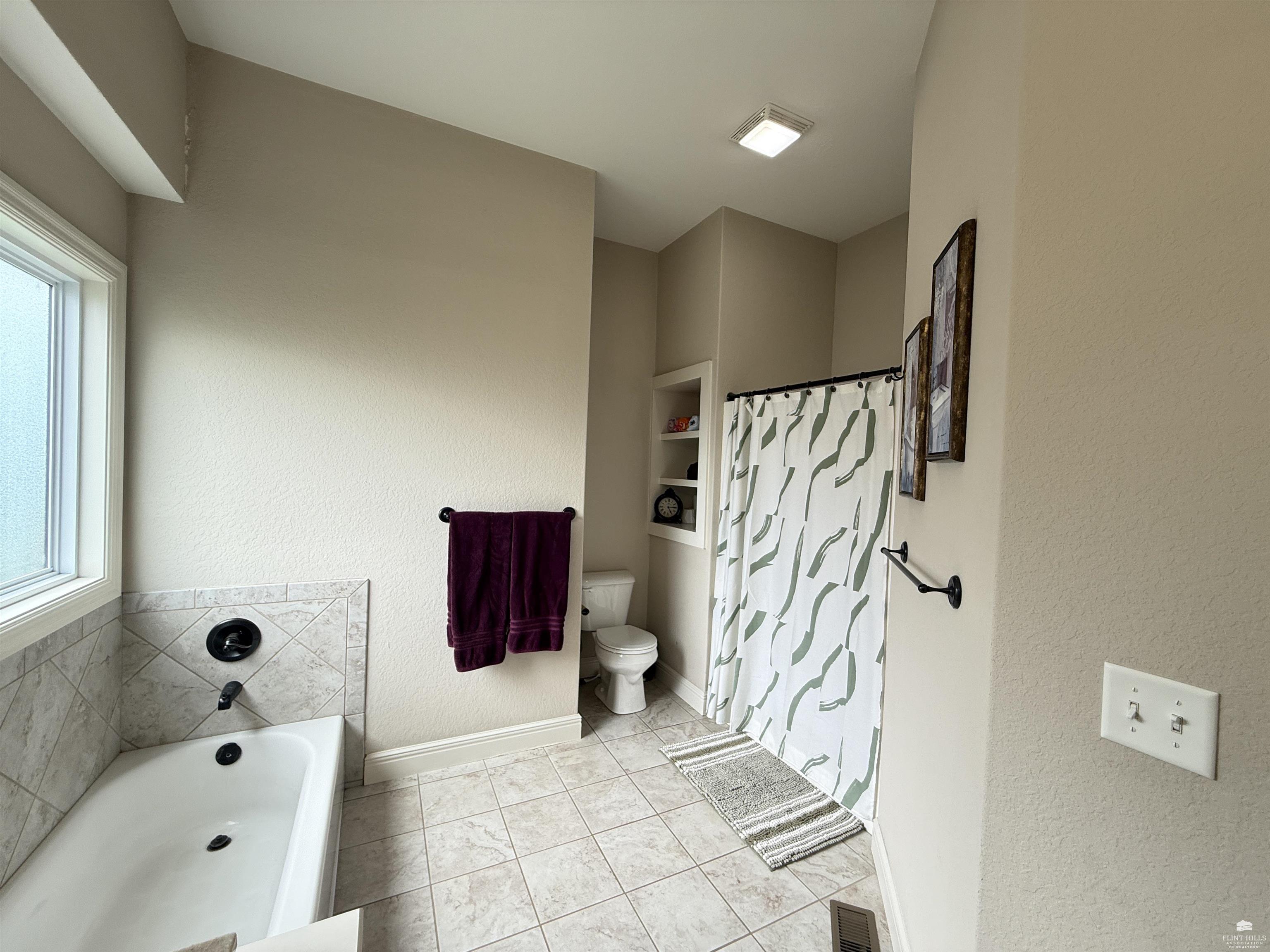 9946 Rosemary Lane