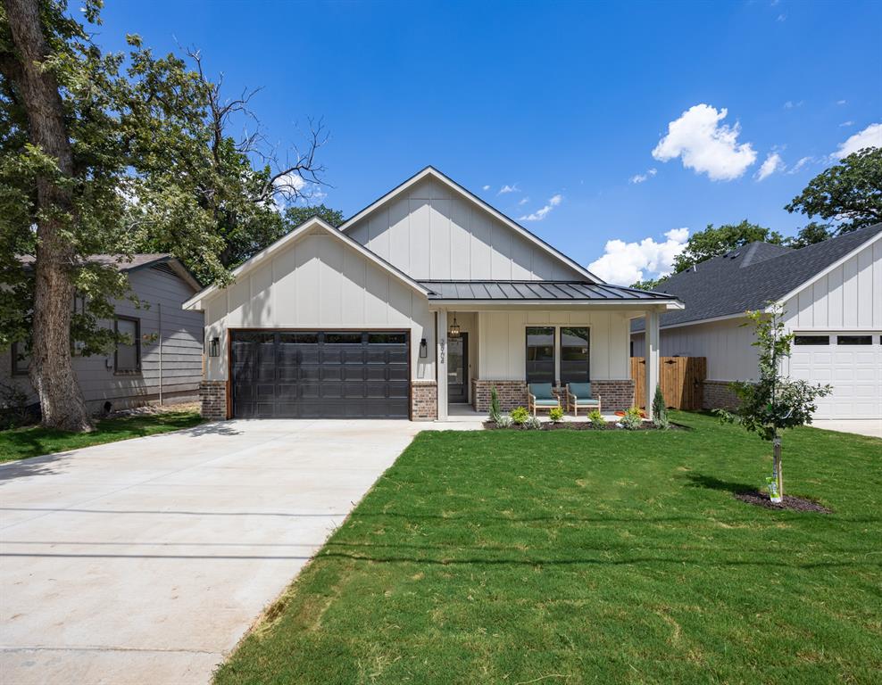 2904 Hiawatha Trail
