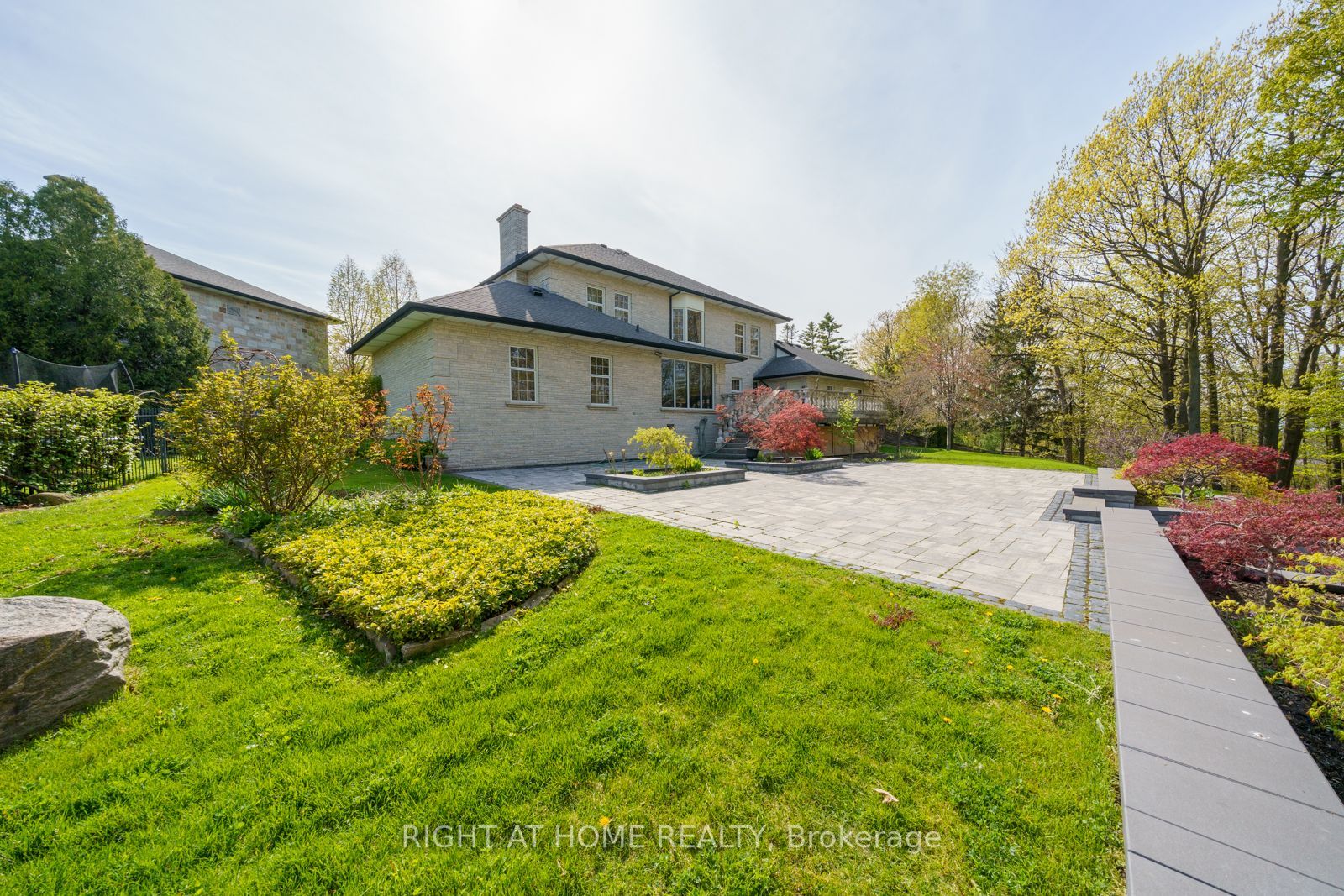 28 Mathers Dr