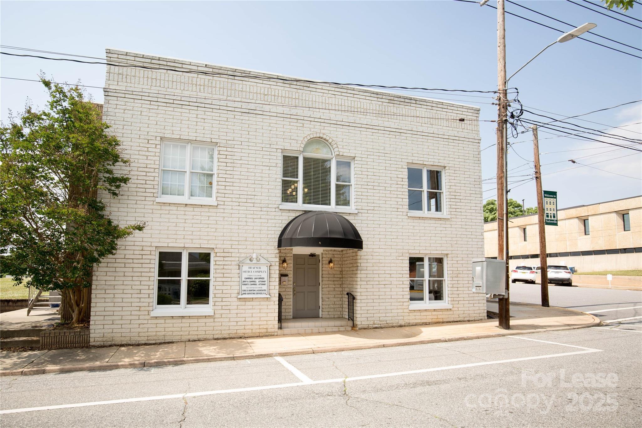 214 Main Avenue Drive