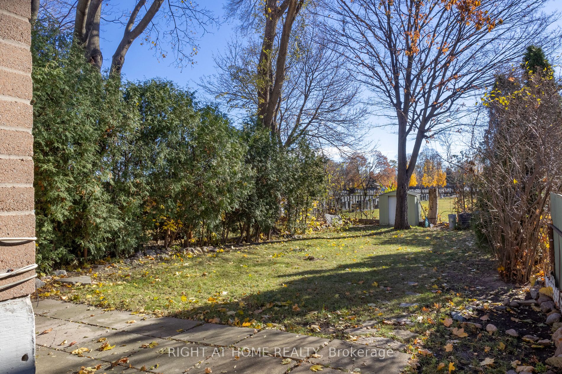 65 Regatta Cres #main