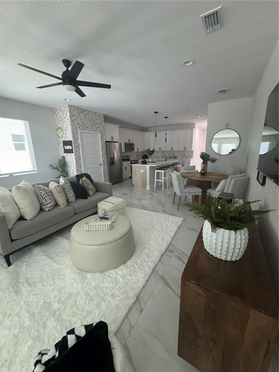 2138 W Beach Street