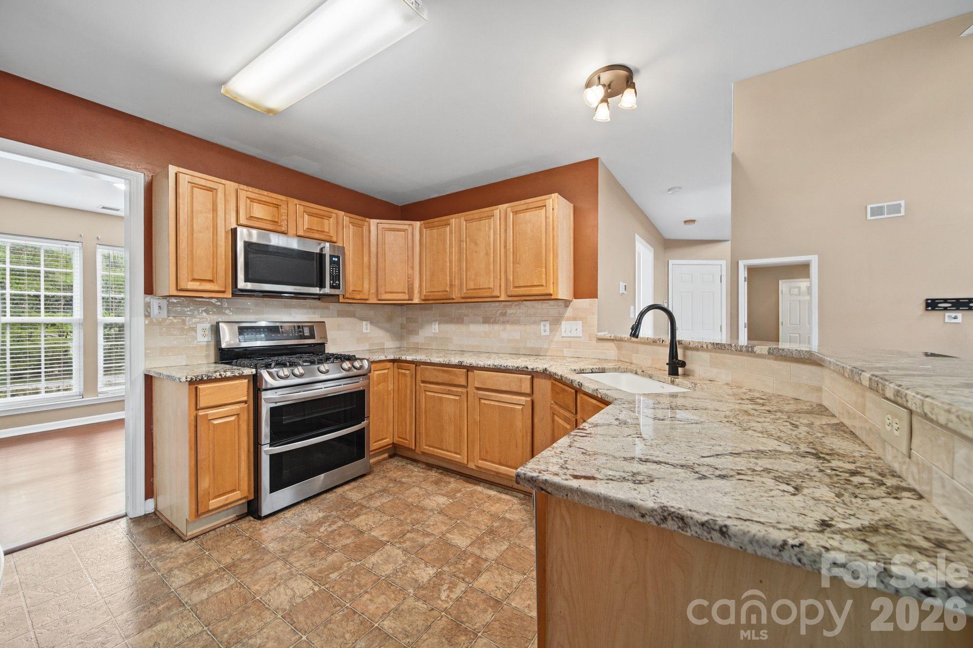 1617 Winthrop Lane 101