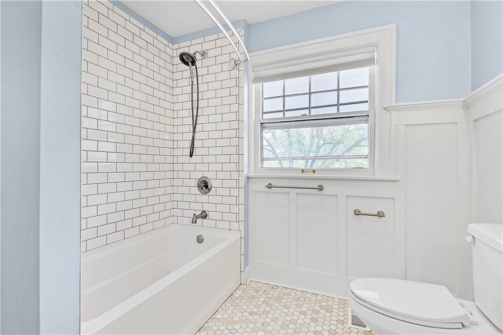 5600 Brookside Boulevard