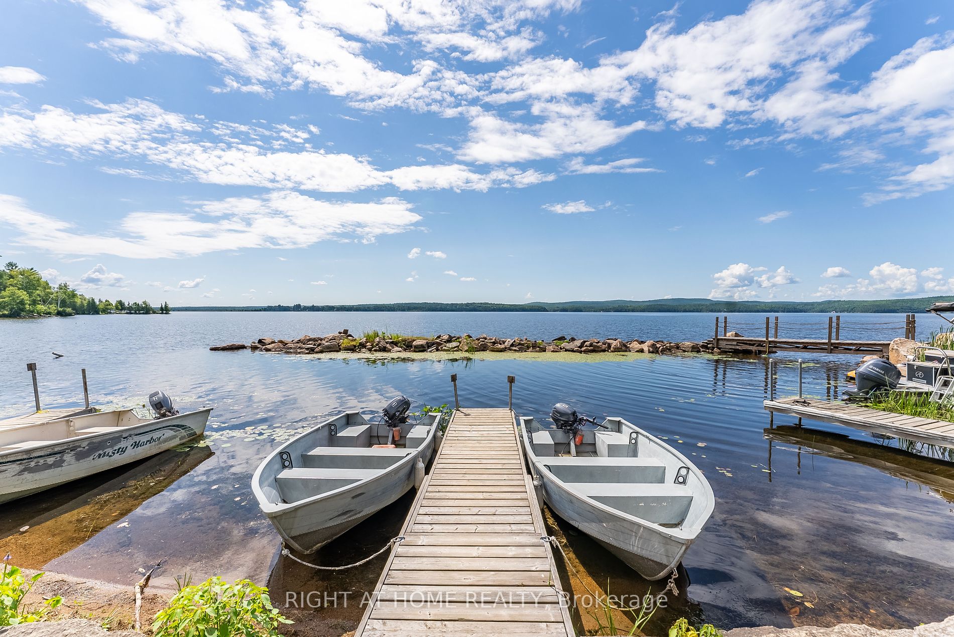 5253 Calabogie Rd
