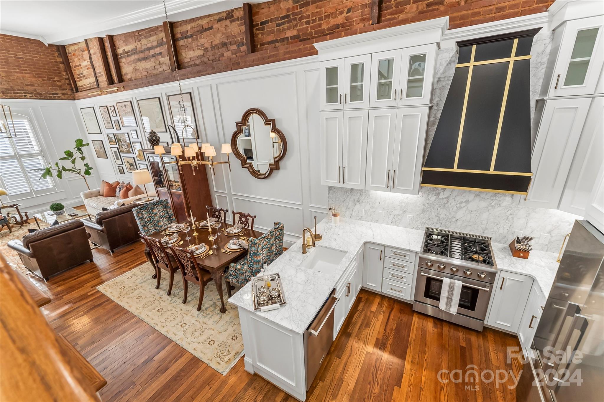 118 W Union Street A