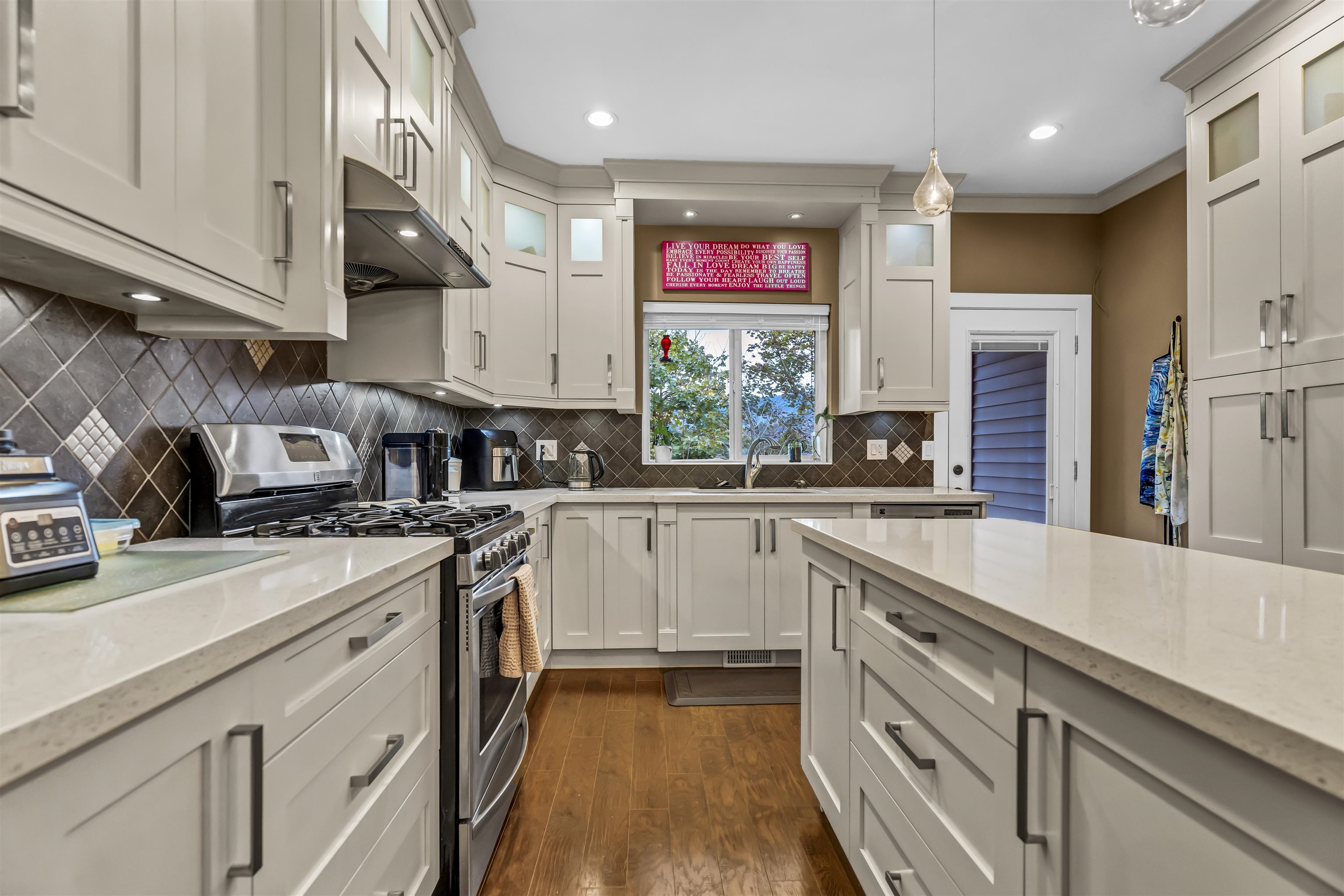 32887 Trenholm Avenue