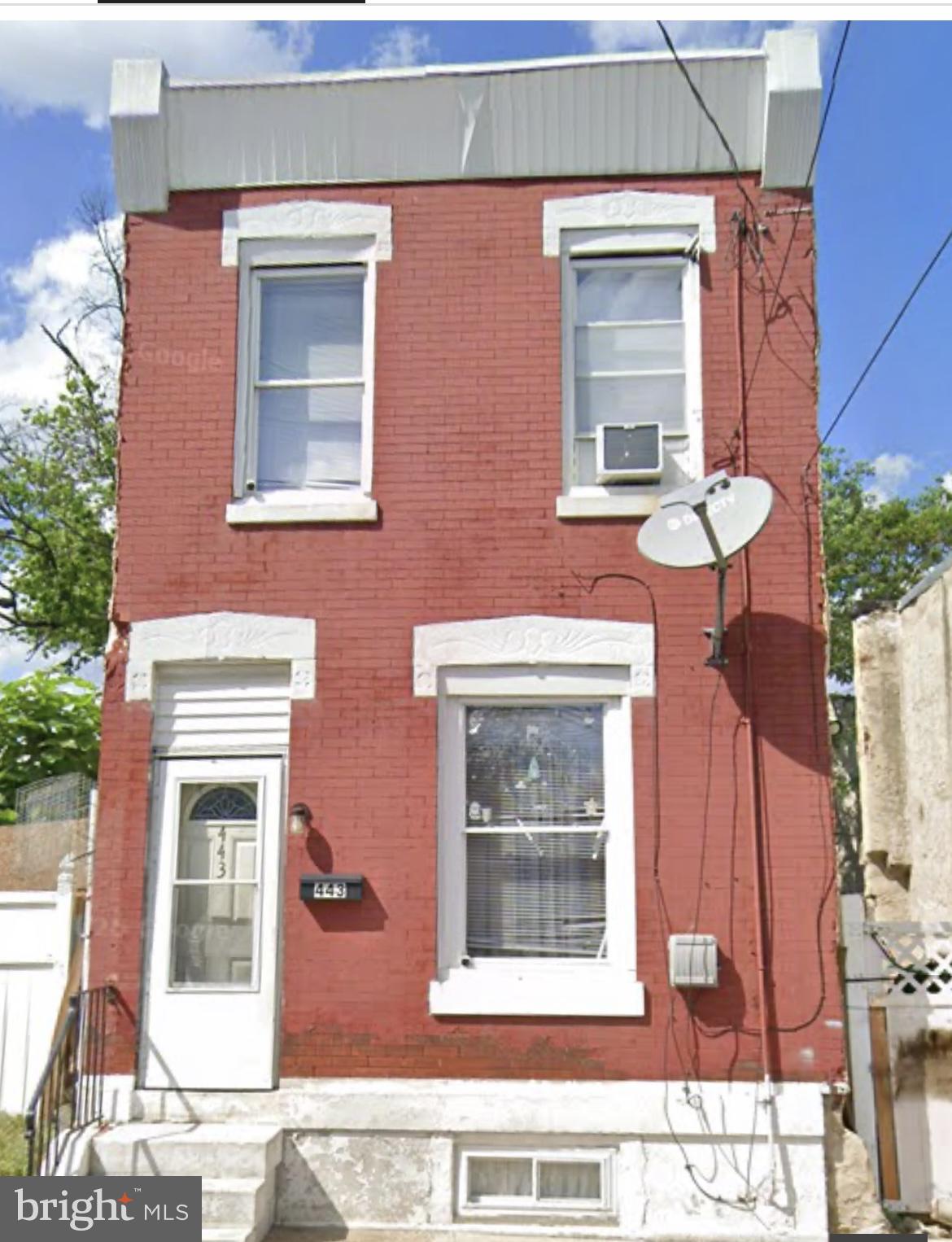 443 ECambria St  