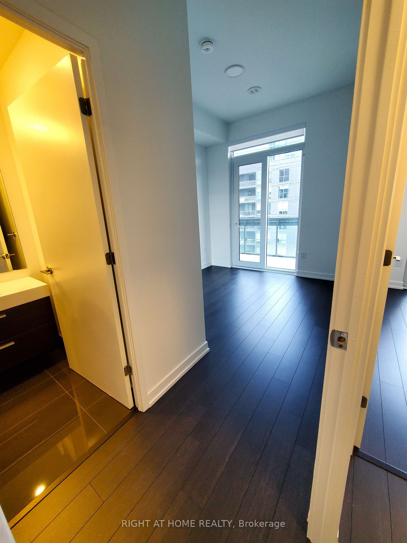 39 Roehampton Ave 3009