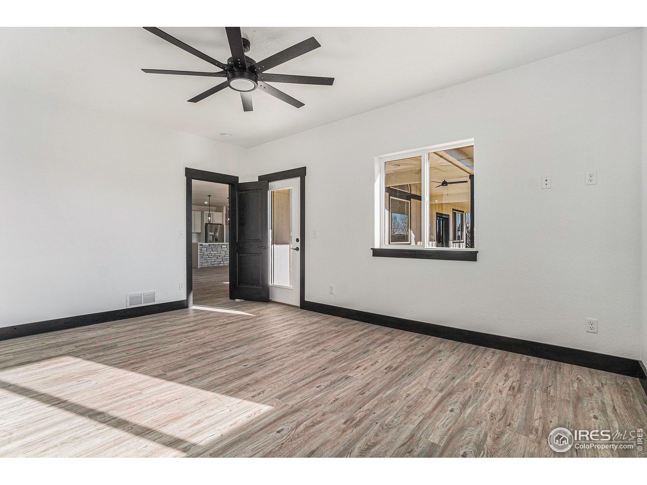8759 Longs Peak Cir
