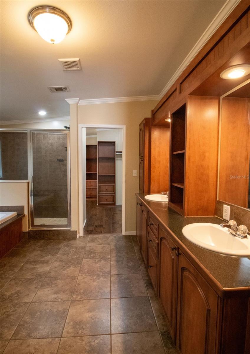 5068 Pecan Drive