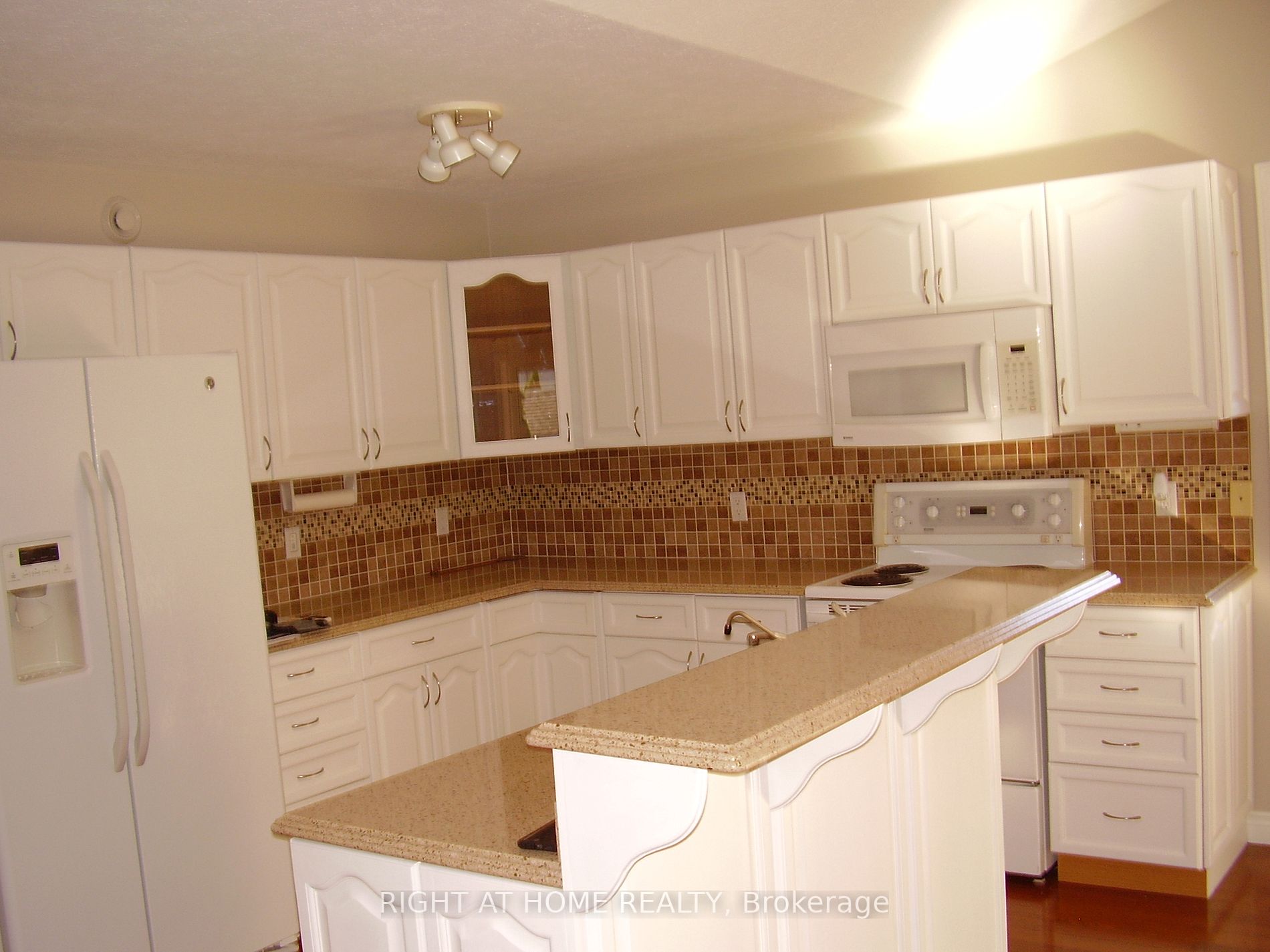 97 Glendale Dr