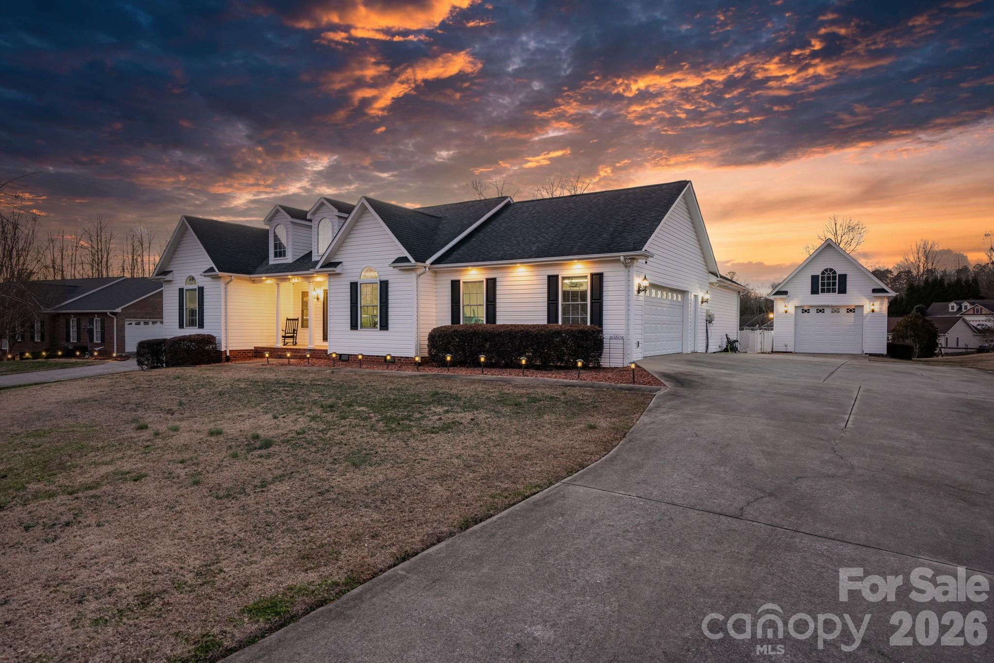 3155 Covington Way