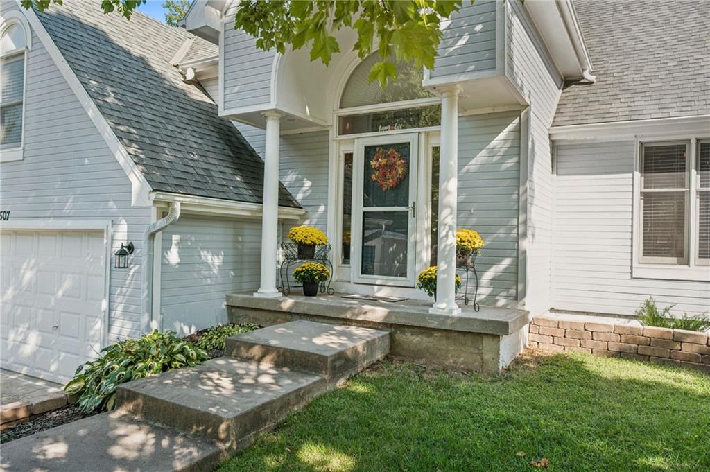 1507 Amesbury Avenue