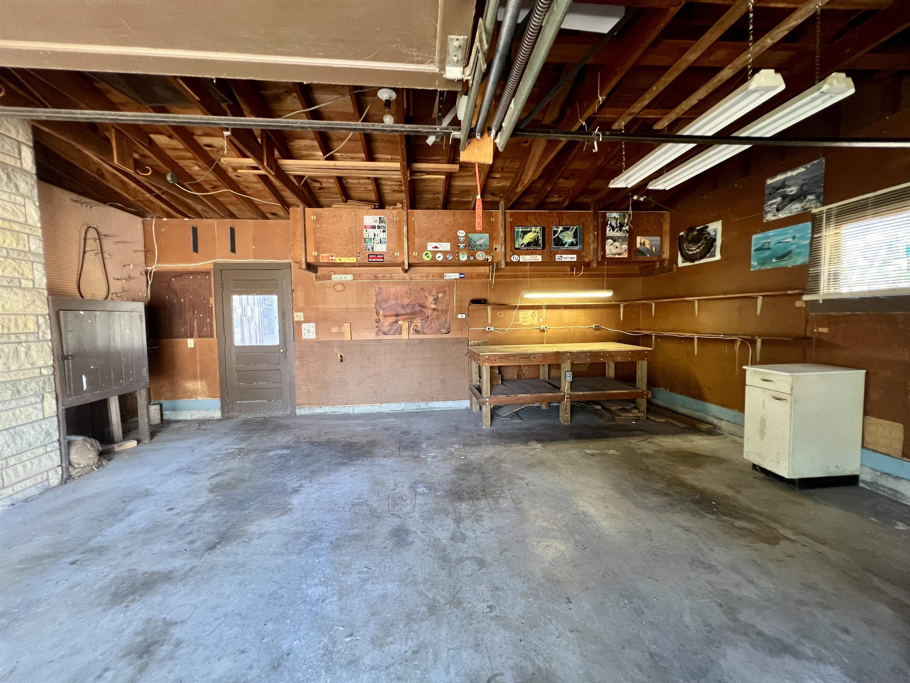 1105 N 7th