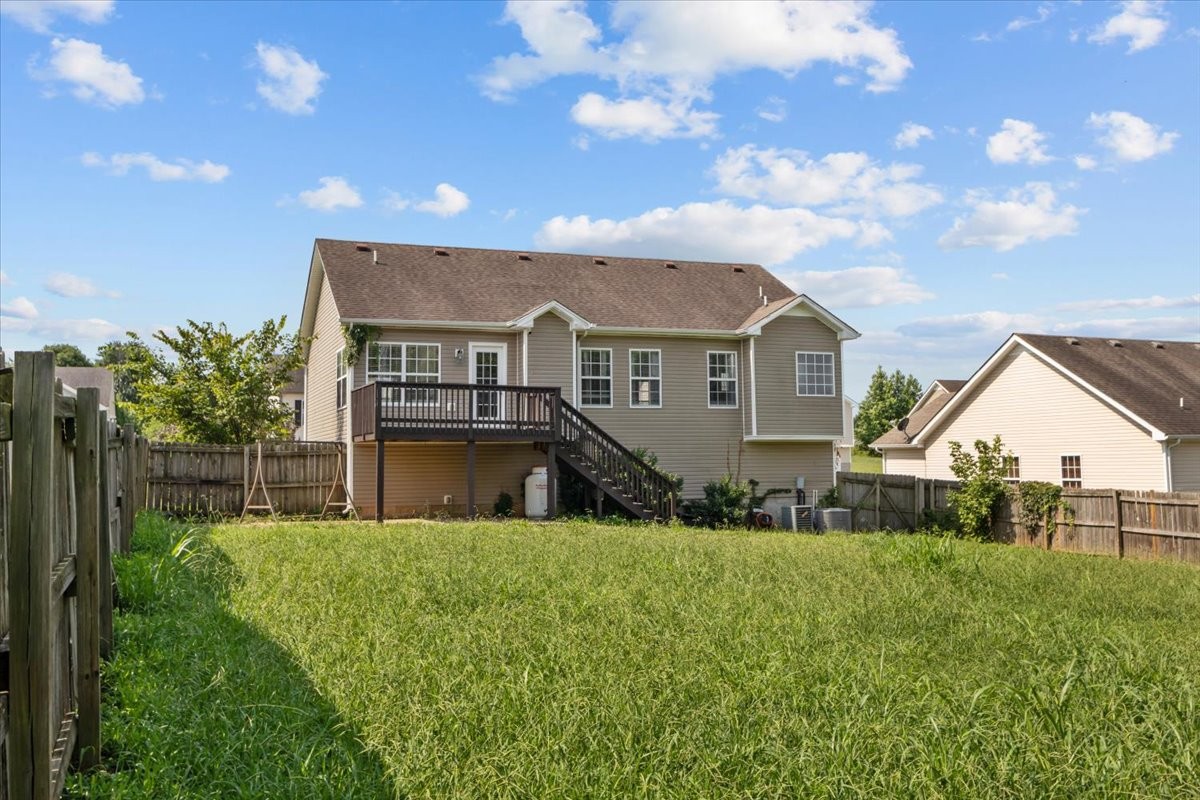 1613 Broad Cir