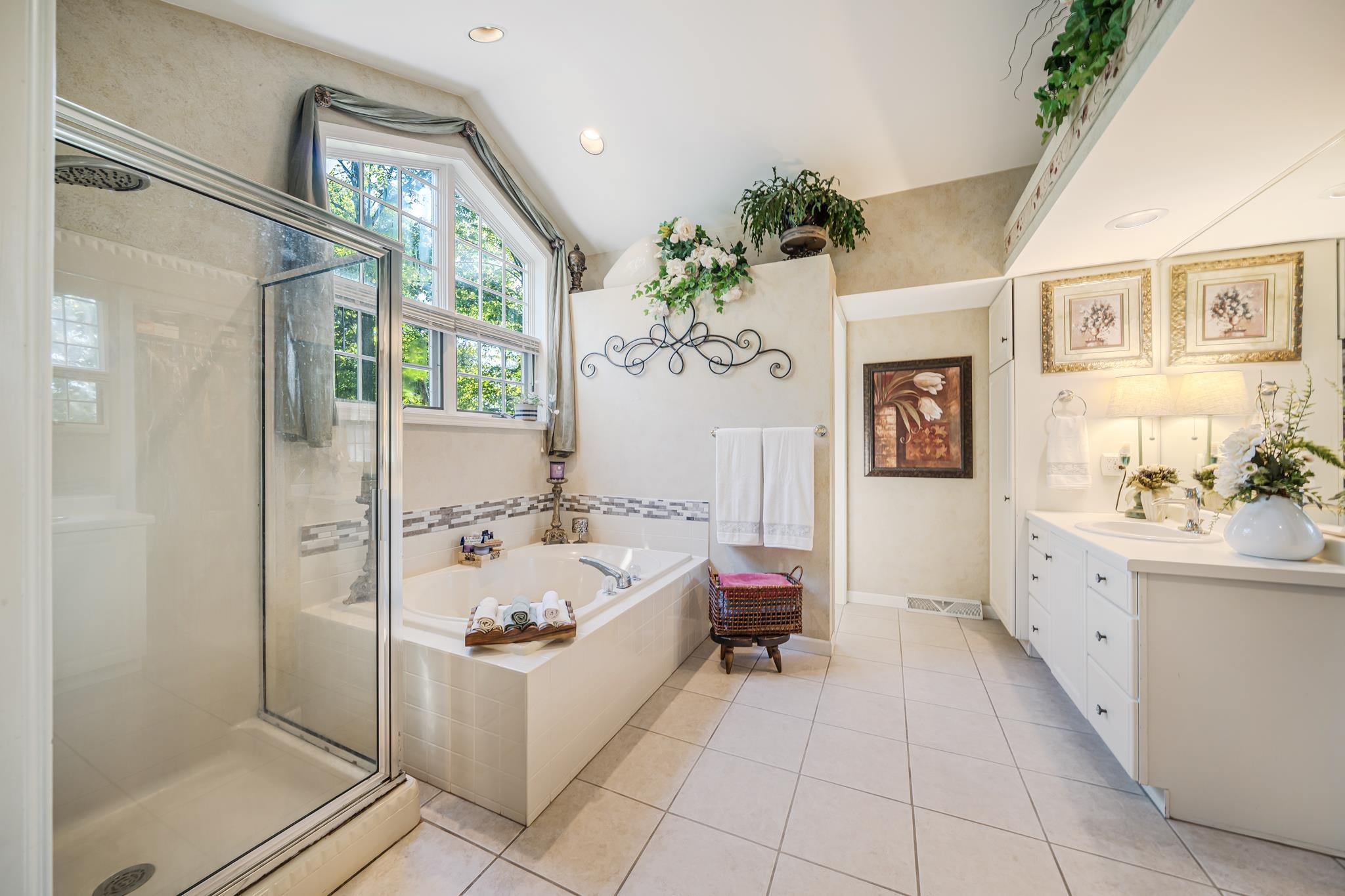 1564 Villa Park Drive