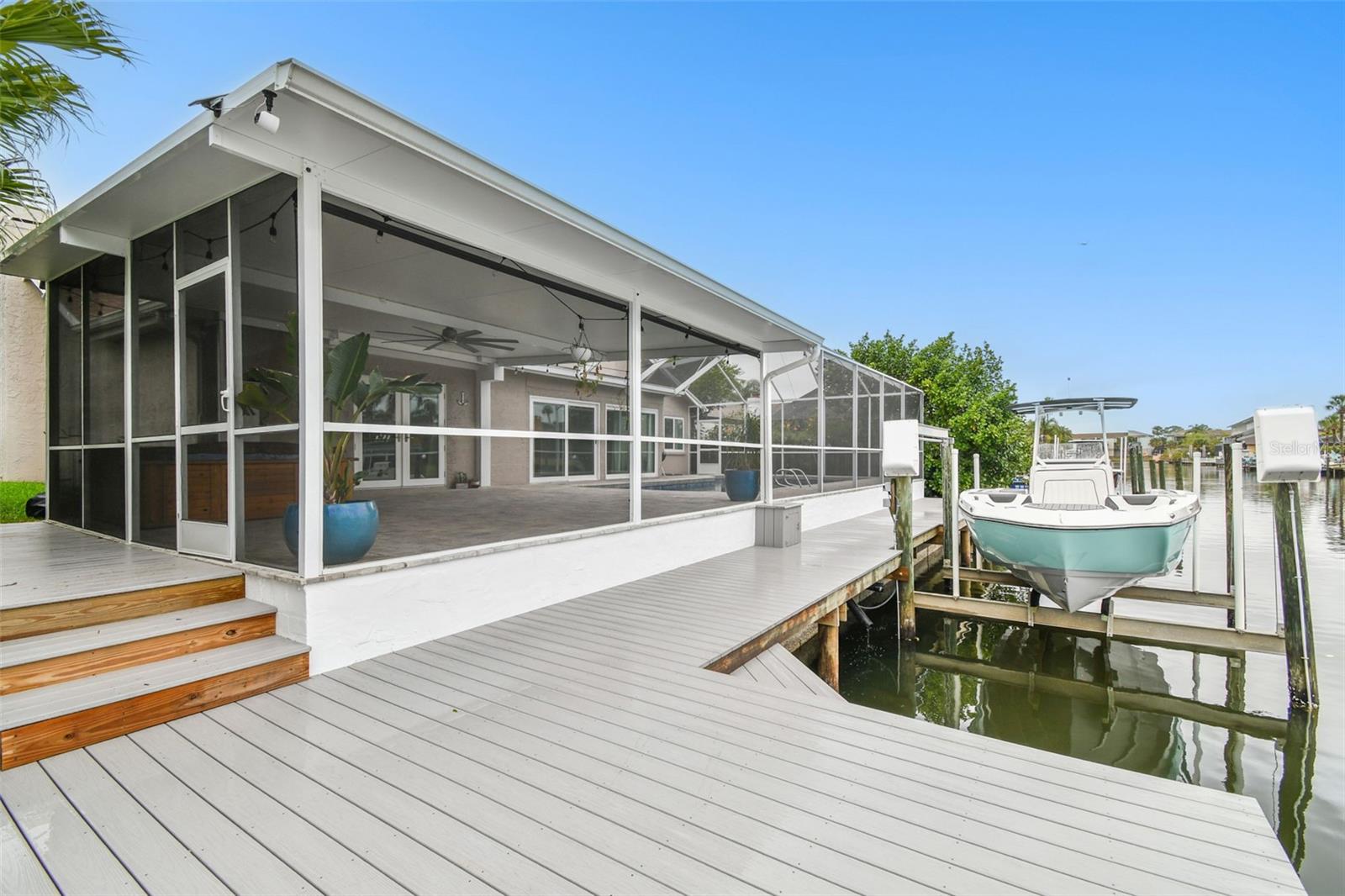 6109 Schooner Way