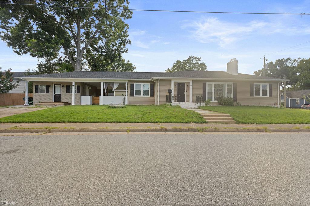 303 1st Street, Smithfield, VA 