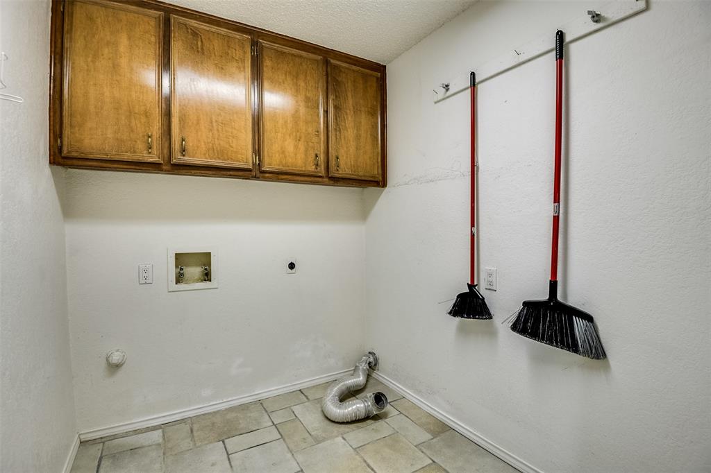 2214 Winter Sunday Way