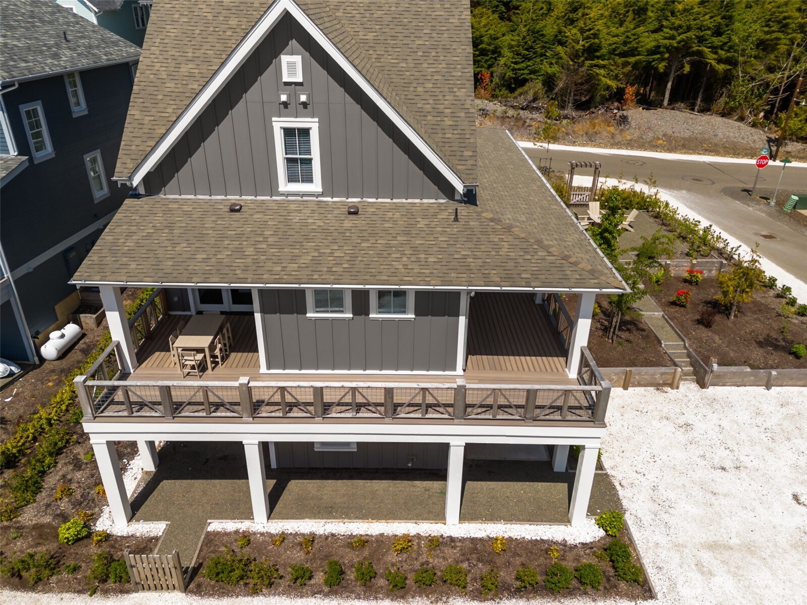 374 Compass Street