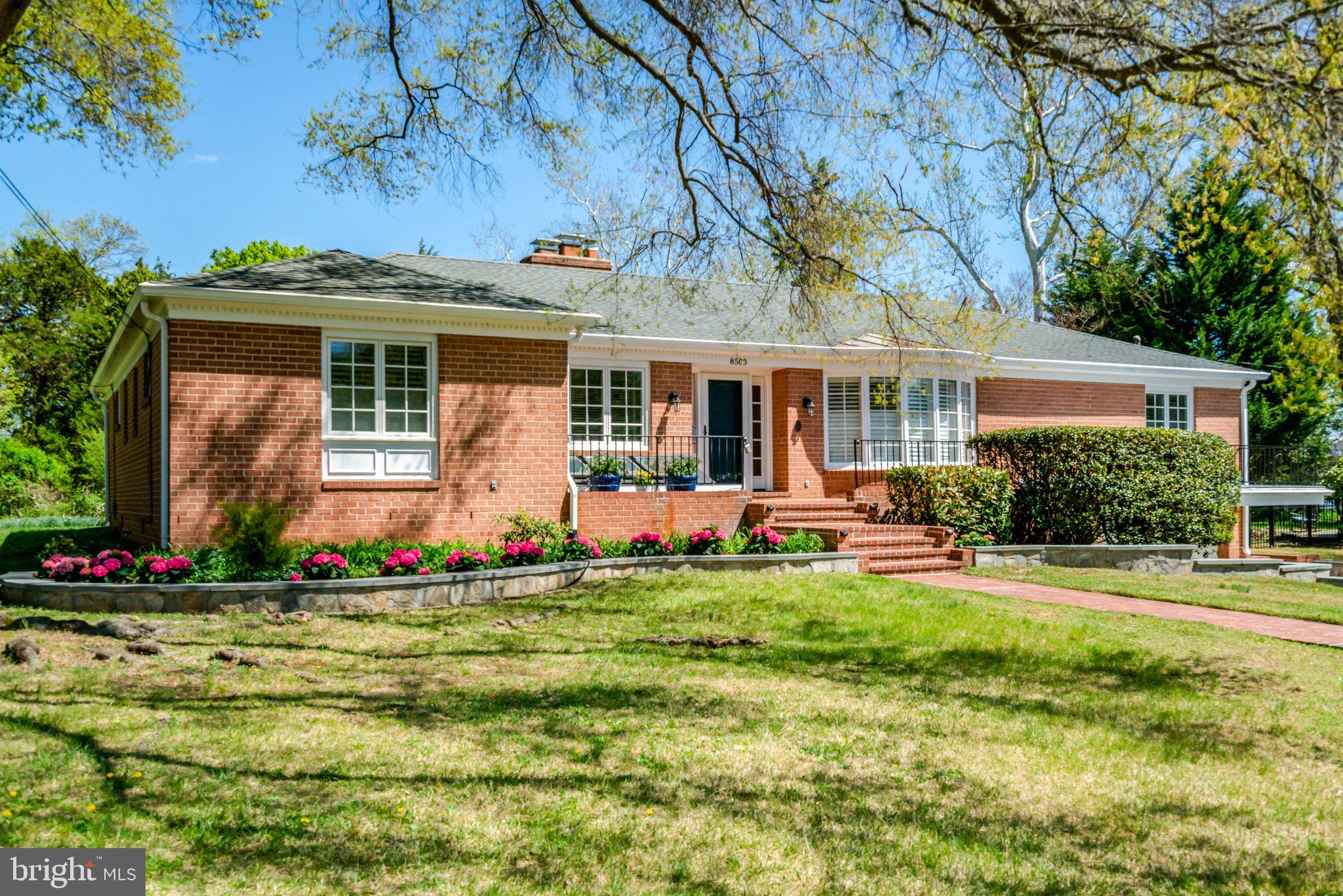 8503 W Boulevard Drive