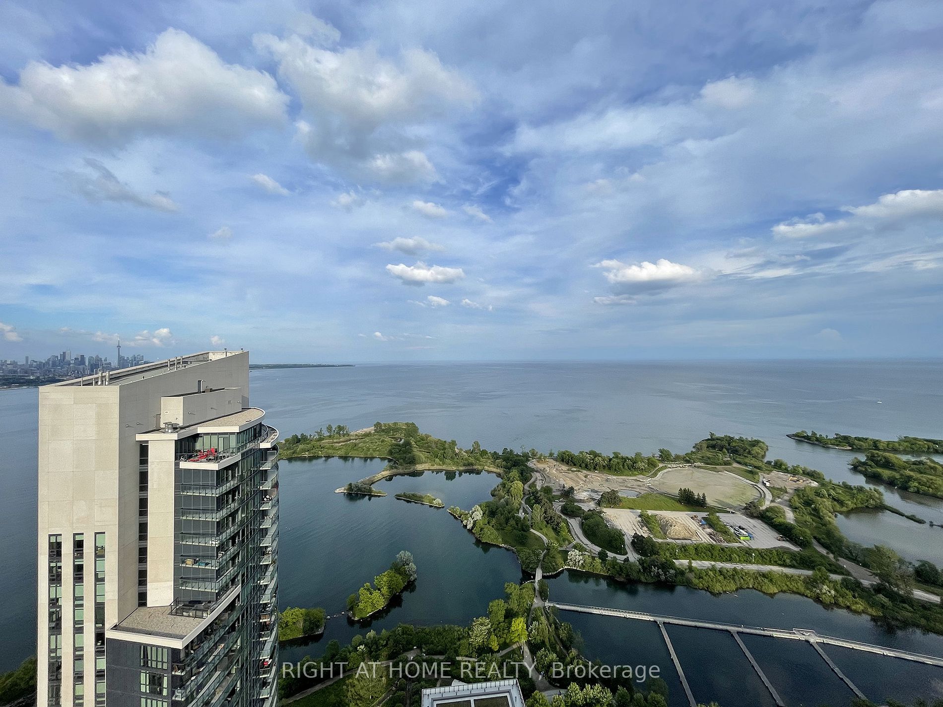 70 Annie Craig Dr 4304