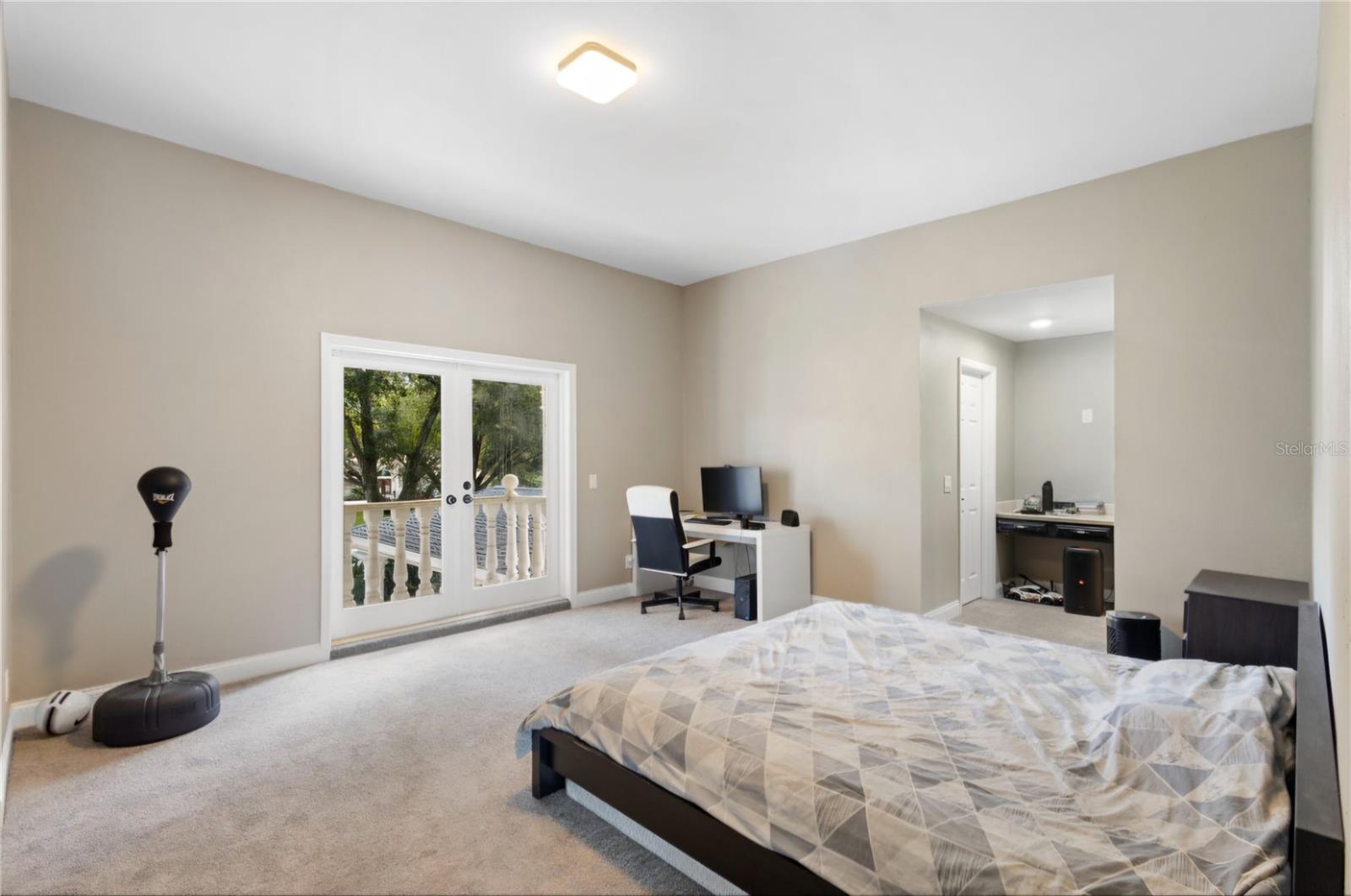 1126 Brownshire Court
