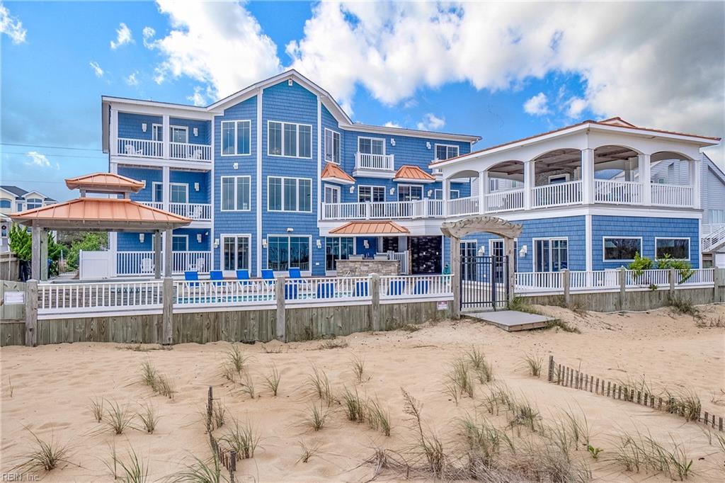 2816 Sandfiddler Road