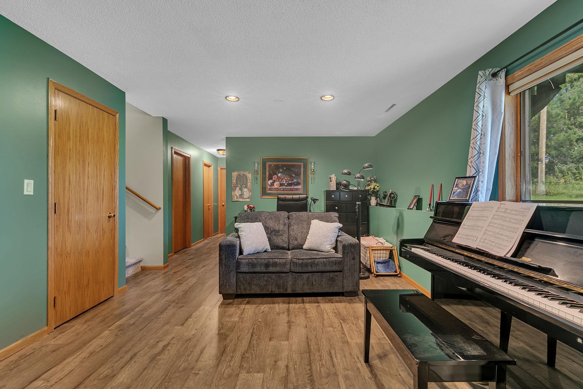 1 Pine Tree Court