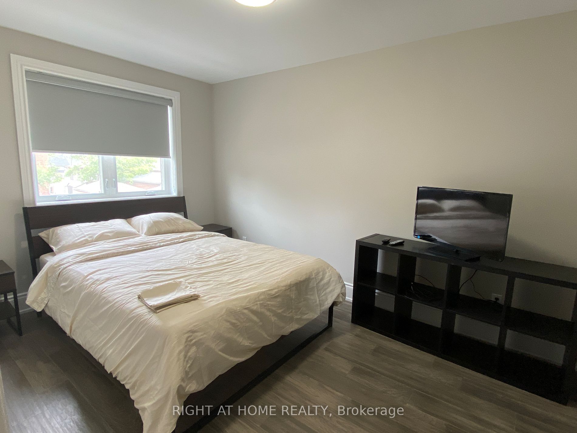 9 Snowood Crt Main