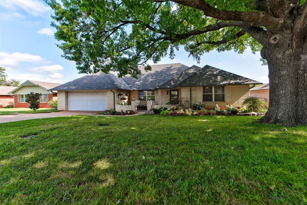 Located in the highly sought-after Hall Park neighborhood, known for its oversized lots and majestic, tree-lined streets, this beautifully updated home offers timeless style in an established setting.Featuring 3 bedrooms, 2 full bathrooms, and a convenient powder room, this move-in-ready home has been thoughtfully renovated throughout. Brand-new flooring, beautifully remodeled bathrooms, fresh interior paint, and timeless design choices create a bright, welcoming space you'll love coming home to.A charming front courtyard provides the perfect place to enjoy your morning coffee or unwind at the end of the day. Inside, abundant natural light fills the home, highlighting the spacious living room and oversized dining room—ideal for entertaining, hosting holiday gatherings, or simply enjoying everyday life.Step outside to an expansive backyard that offers endless possibilities. Whether you envision adding a pool, creating the ultimate outdoor entertaining space, or simply enjoying the extra room to play and relax, this backyard has the space to make it happen. A covered pergola provides the perfect setting for outdoor dining, weekend barbecues, or relaxing in the shade, while the dedicated garden area is ready for fresh herbs, colorful flowers, or your own vegetable garden.Combining tasteful updates, generous indoor and outdoor living spaces, and an unbeatable location in one of the area's most desirable neighborhoods, this home is truly move-in ready and waiting for its next owners.