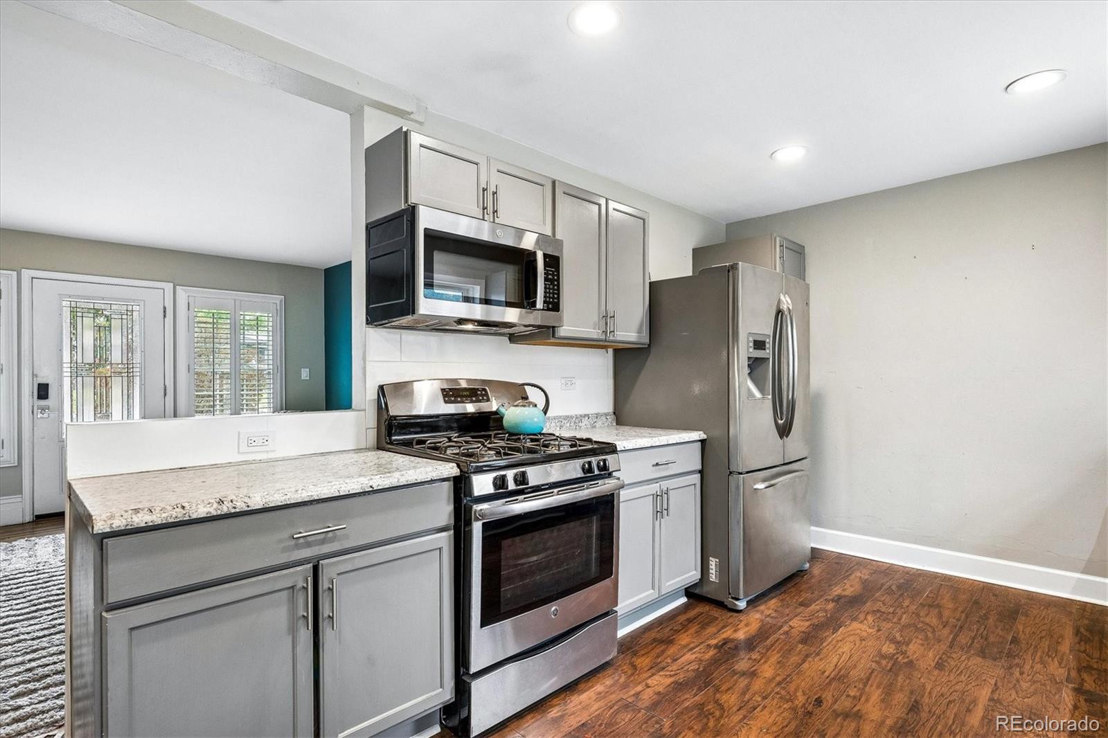 6055 E Minnesota Drive
