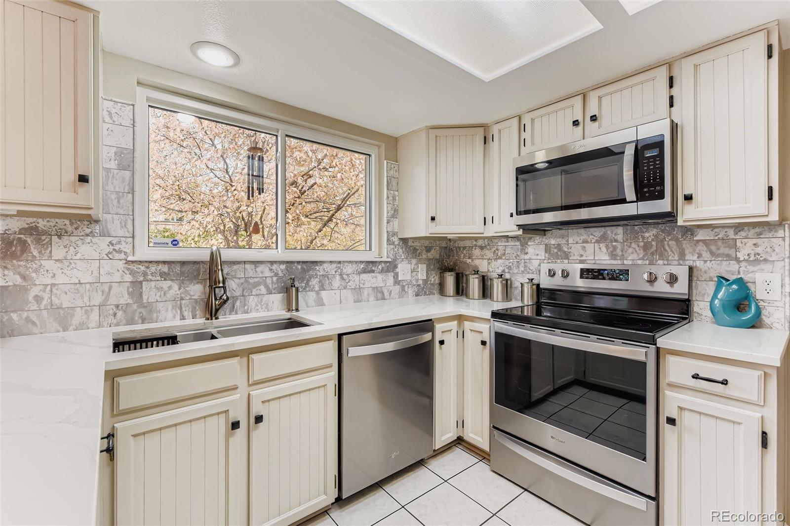 1055 Northridge Road