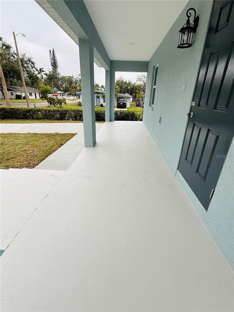 305 19th Street East