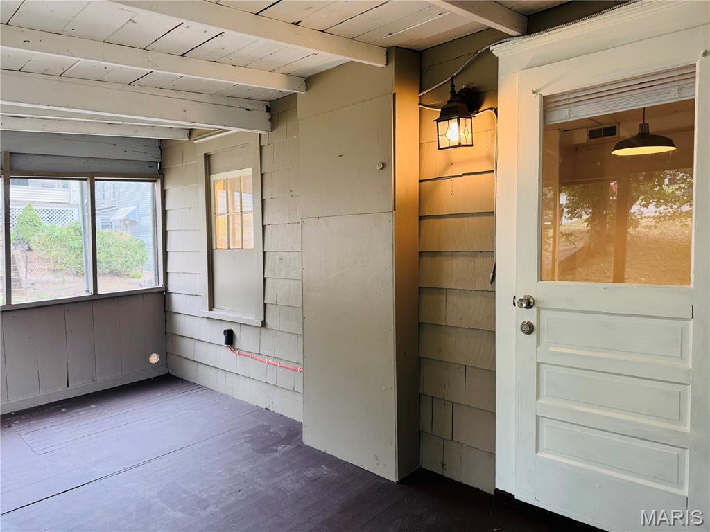 300 Grand Avenue