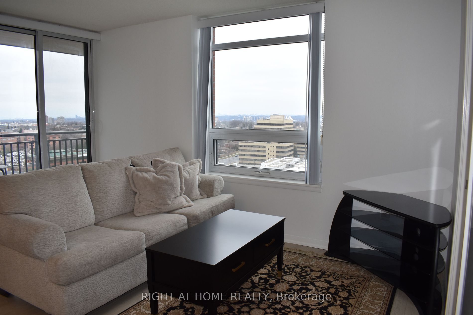 3091 Dufferin St 1312