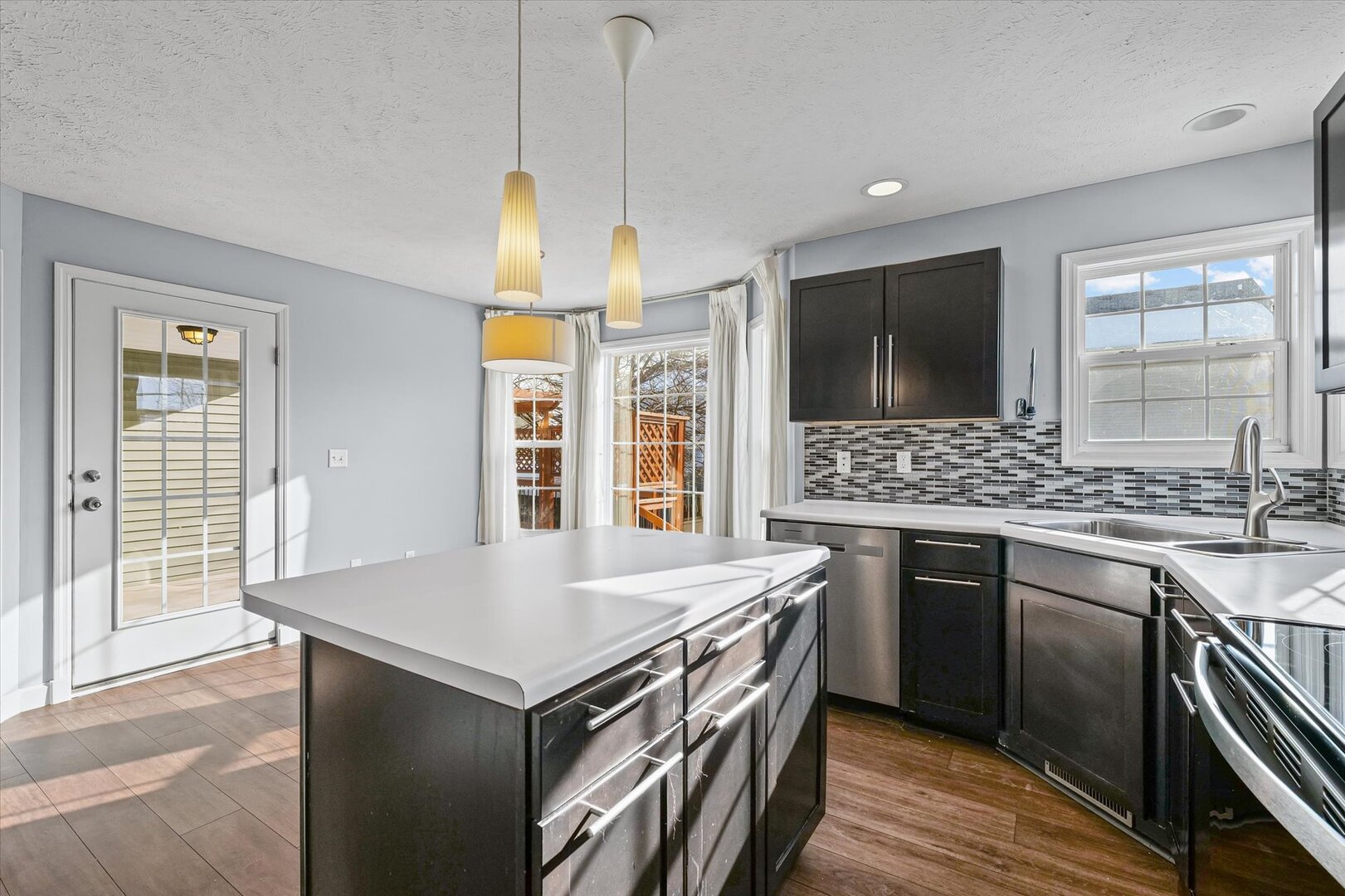 3905 Brookfield Drive