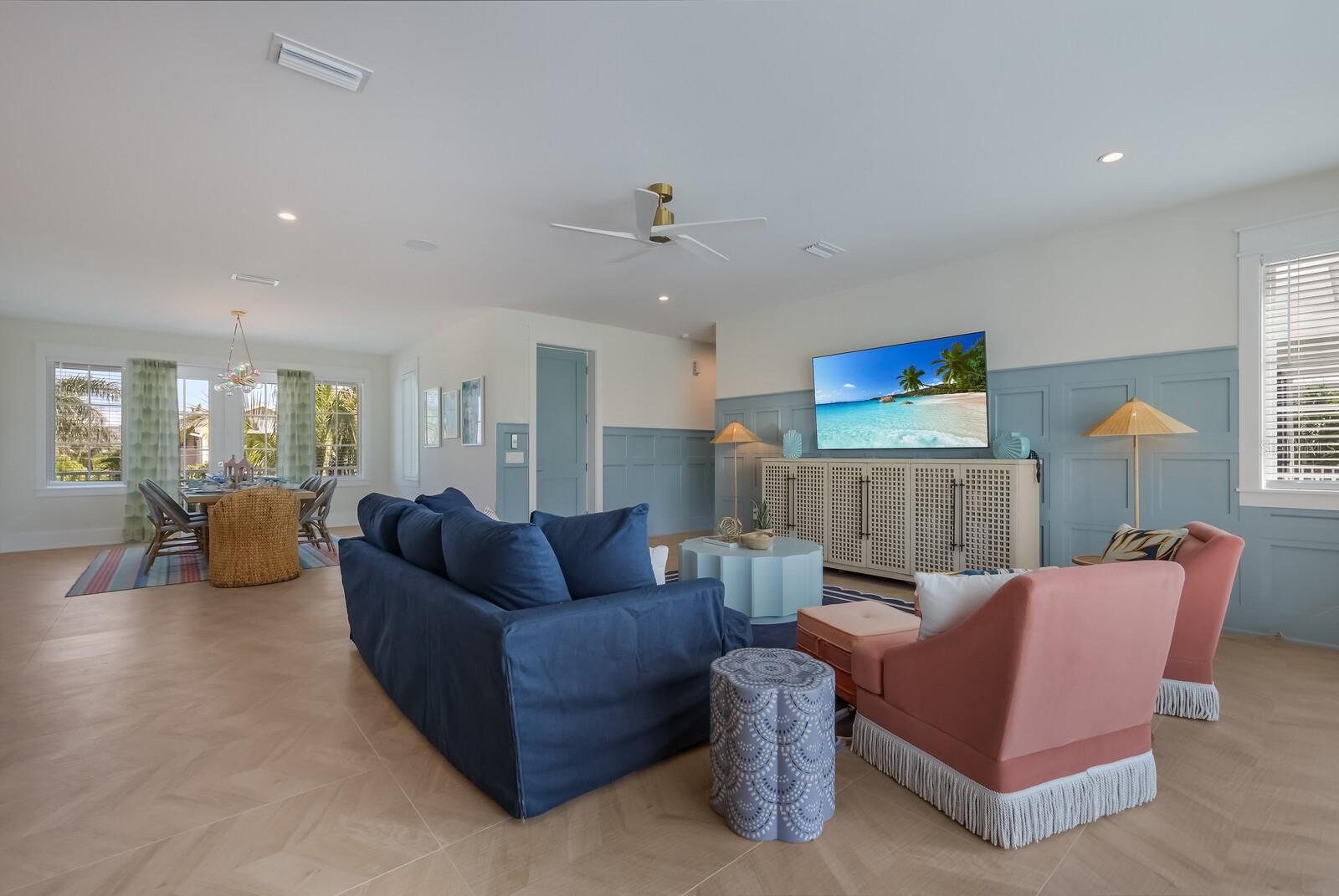 227 S Harbor Drive