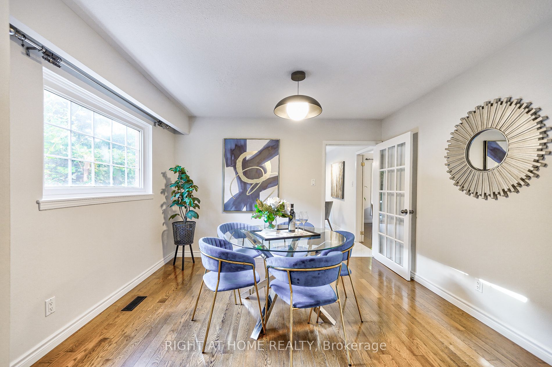 20 Bradenton Dr